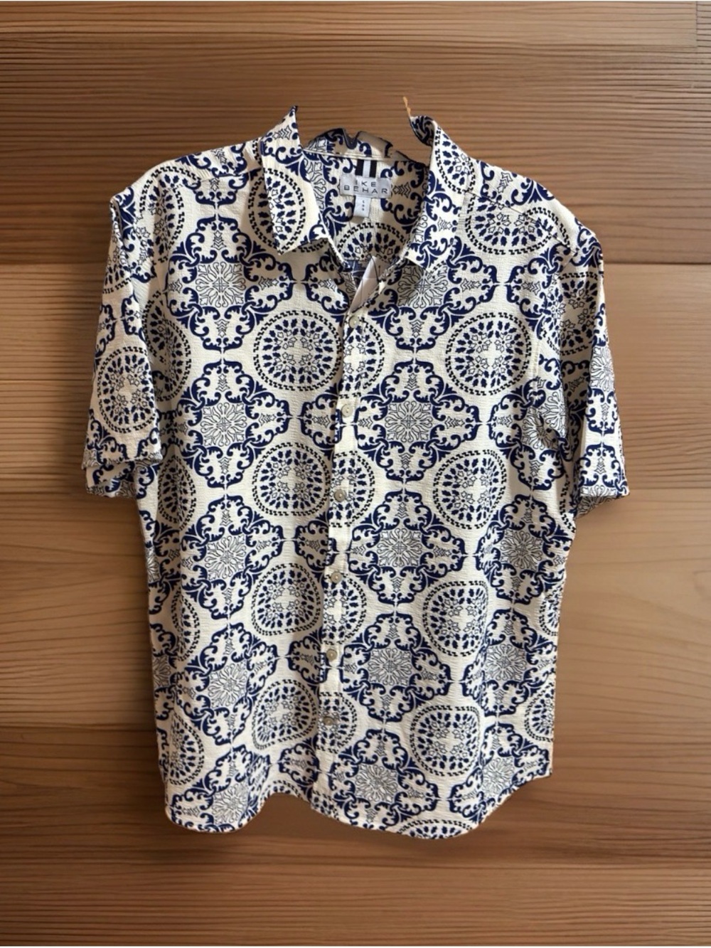 NWT Ike Behar Navy & White Medallion Short Sleeve Textured Button-Down Shirt-L